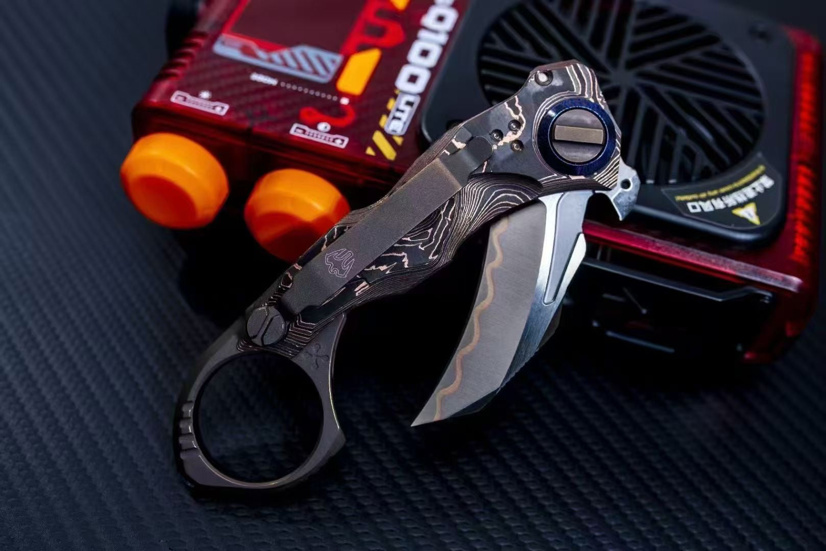 223CCFDA-2C79-4F38-9695-